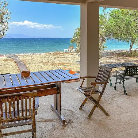 Stunning In Astros Kynourias Appartement *